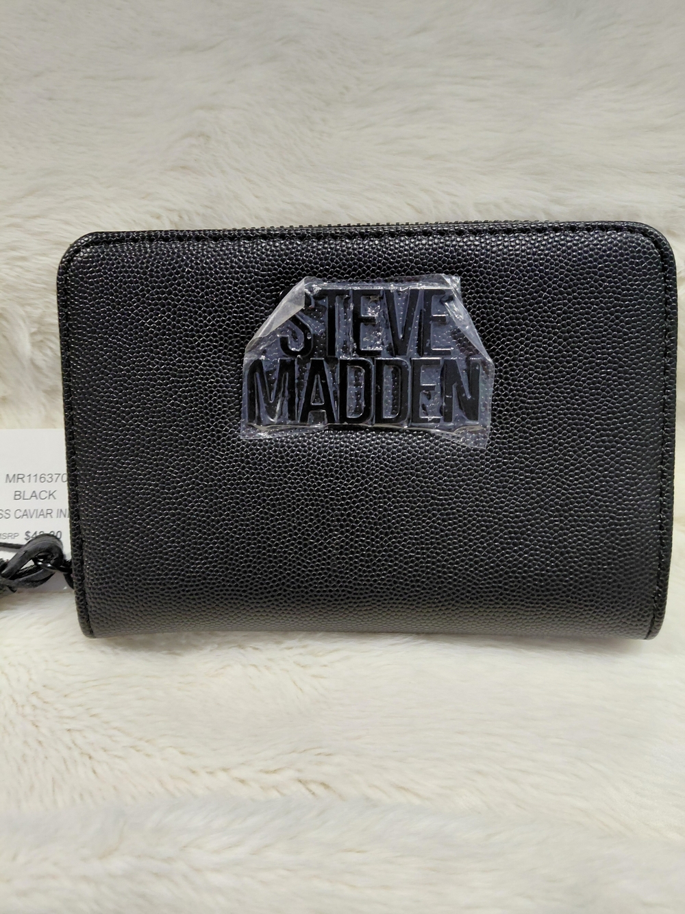 NWT Steve Madden Black Zip Wallet